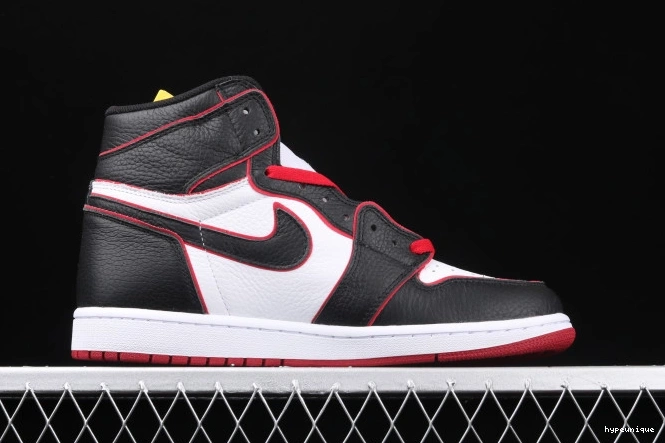 HYPE 555088-062 Air Jordan High Bloodline 1 OG 0731